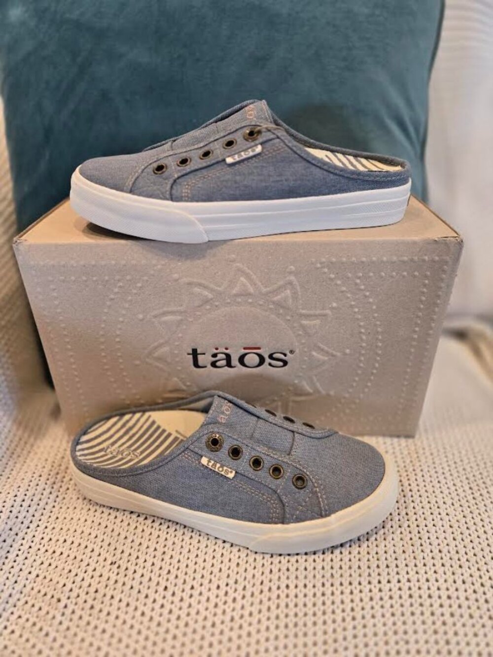 Taos EZ Soul Canvas Mule Lake Blue Wash Size 6